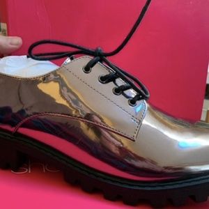 Women's Corinne Pewter Flats